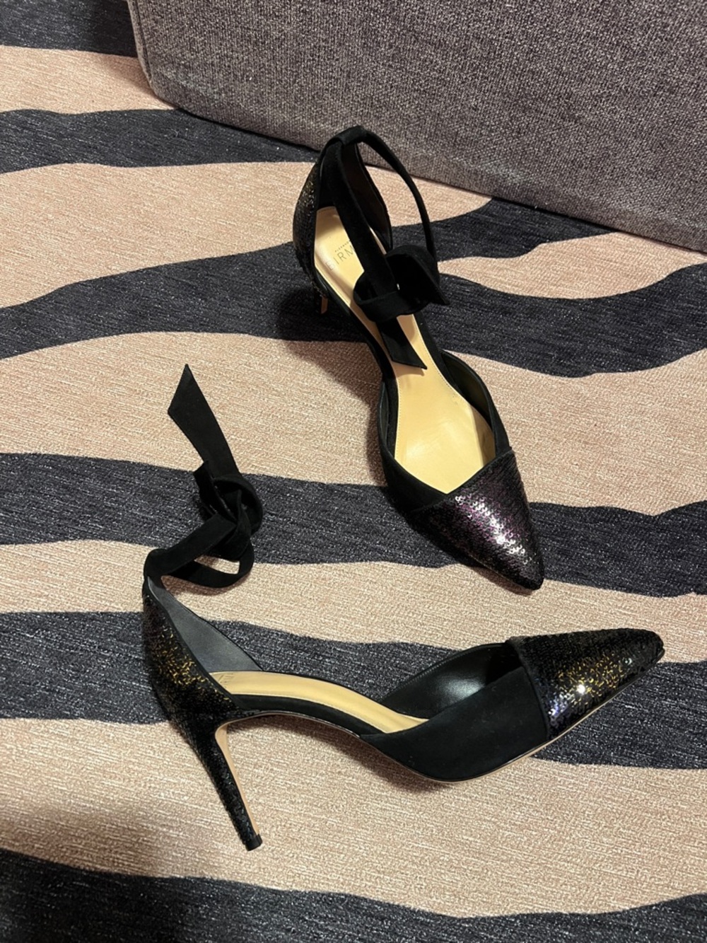 Alexandre Birman Black Sequin Pointed-Toe Ankle Tie Heels - Picture 4 of 6